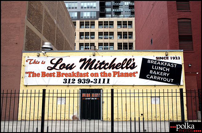 travel photography, Chicago, downtown, signs